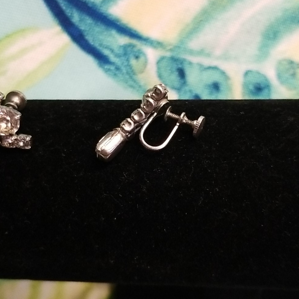 Antique Rhinestone and clip on earrings set - Picture 8 of 13